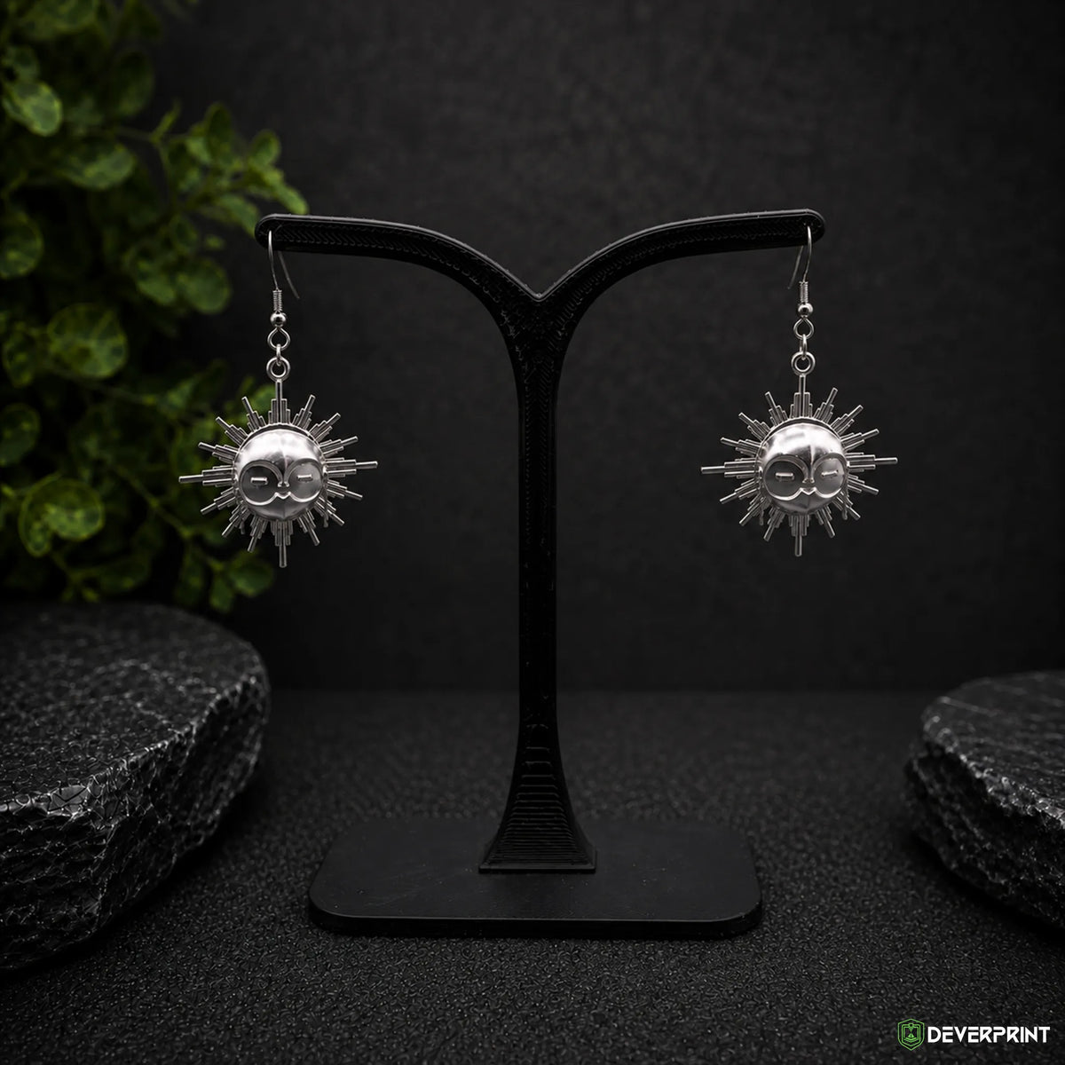 Boucles d’oreilles Esquie en résine peinte – Doré ou Argenté