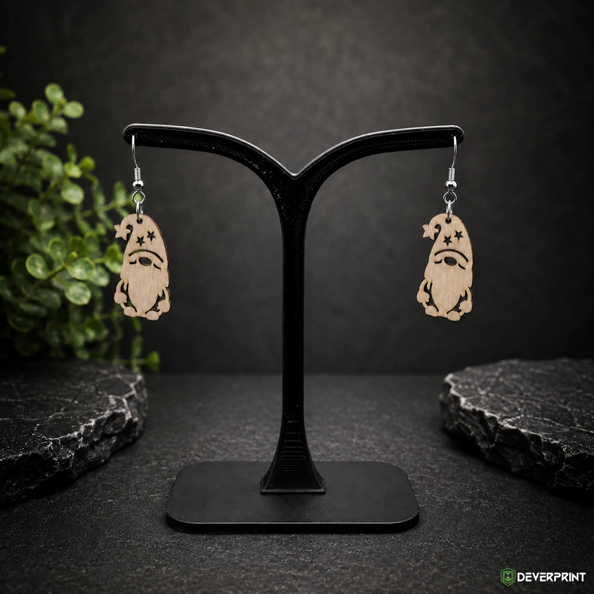 Boucles d’oreilles Gnome en bois – Crochets dorés ou argentés