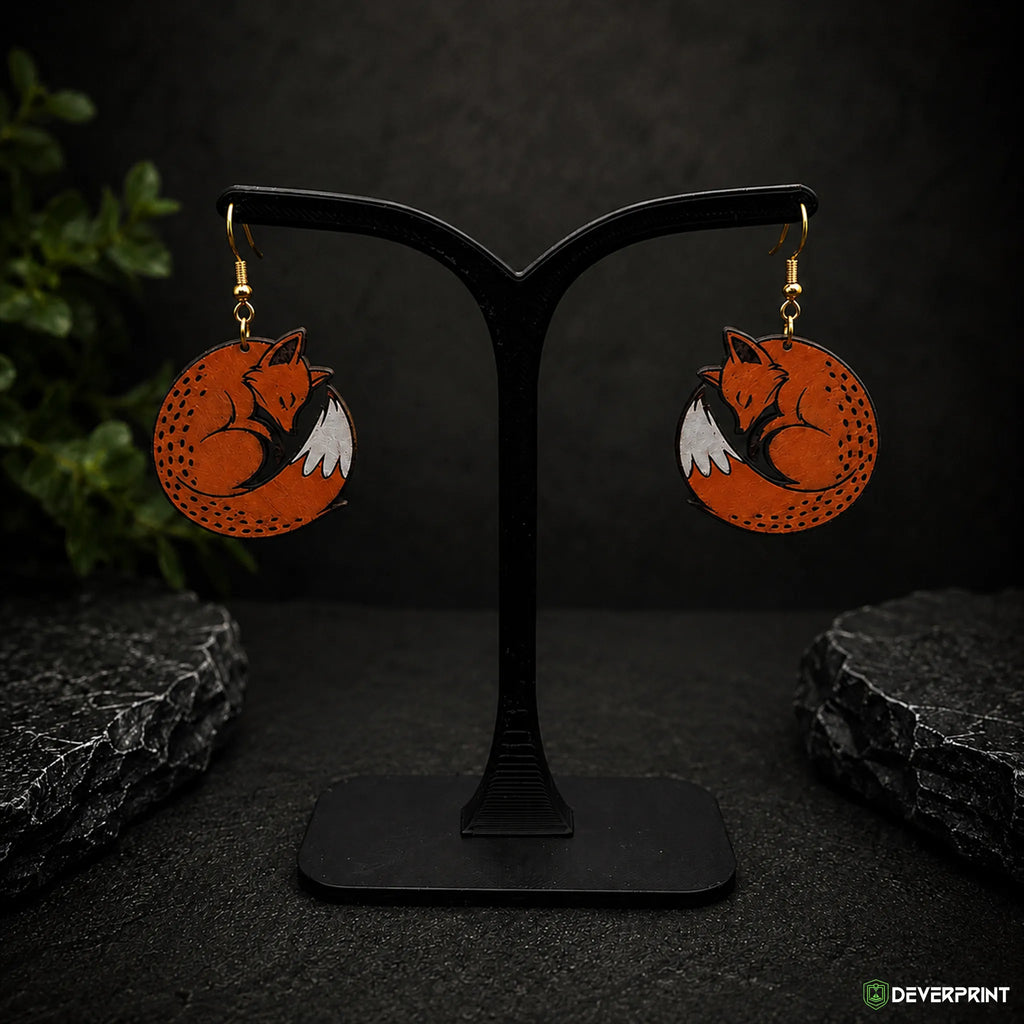 Boucles d’oreilles Renard endormi en bois peint – Doré ou Argenté – 3,5 cm
